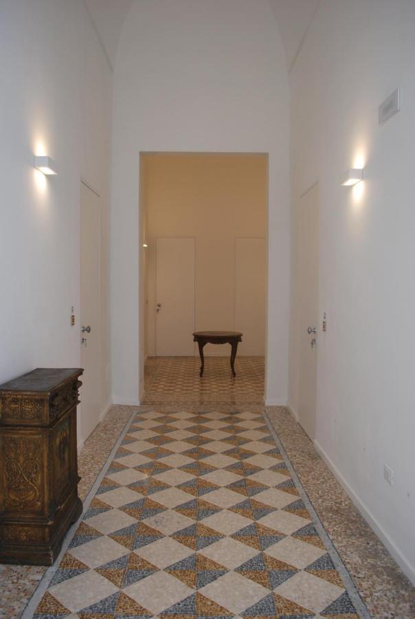 갈리폴리 Palazzo Del Cavaliere B&B 외부 사진