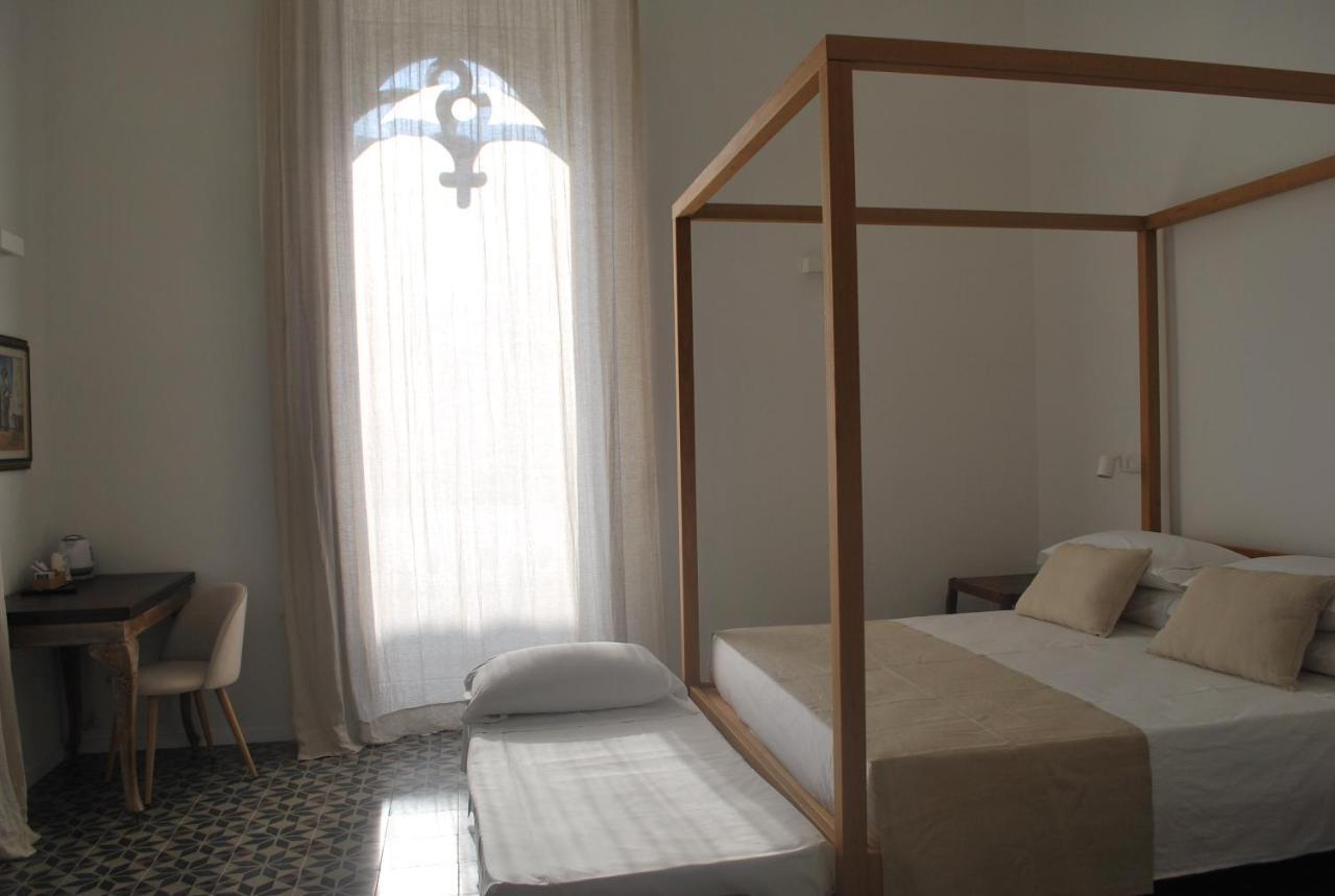 갈리폴리 Palazzo Del Cavaliere B&B 외부 사진
